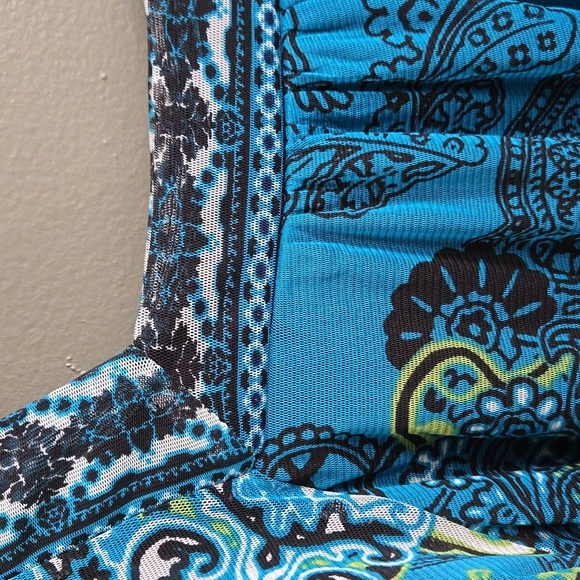 Locomotive Flowy Square Neck Top - Picture 2 of 4